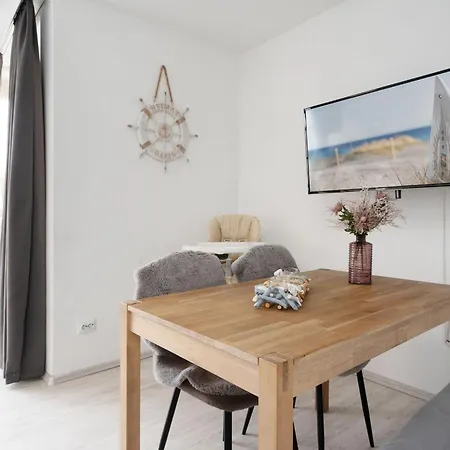Apartment Haus Panorama Groemitzer Strandperle